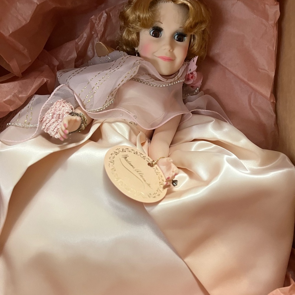 Dolls: make offer
